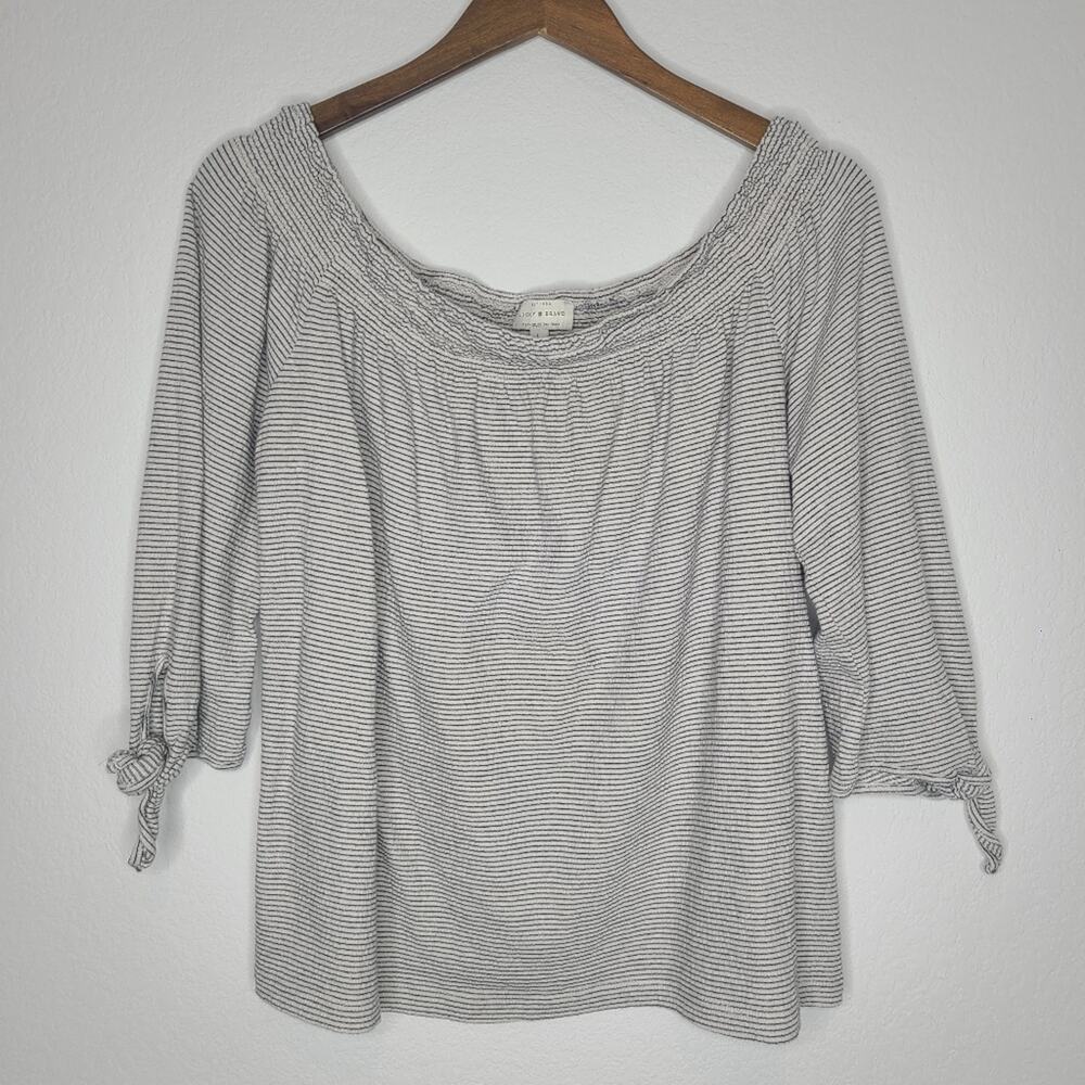 Lucky Brand Gray Smocked Tie Front Blouse